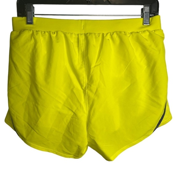 NWT Under Armour Fly 2.0 Running Shorts Woman M - Picture 4 of 4